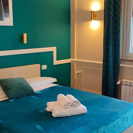 Le Petit Bijou Πανσιόν