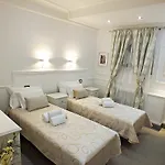 Le Petit Bijou 4* רומא