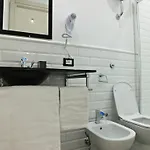 בית הארחה Le Petit Bijou רומא